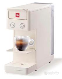 macchinetta caffè illy