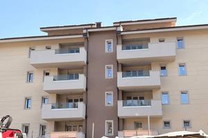 Appartamento di 110 m² con 4 locali e box auto a P
