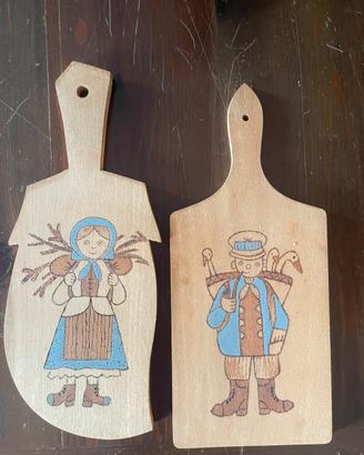 Coppia taglieri in legno dipinti a mano