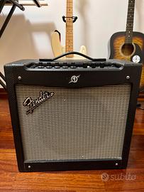 Amplificatore chitarra Fender Mustang II