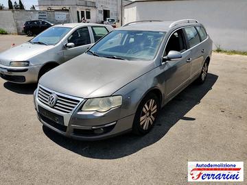 VW PASSAT VARIANT 3C5 2.0 TDI 16V 140CV -ricambi