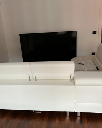 TV Samsung 85” 4K Crystal UHD – Smart TV – pari al