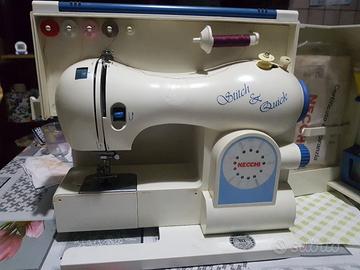 Macchina per cucito Necchi Stitck e quick 