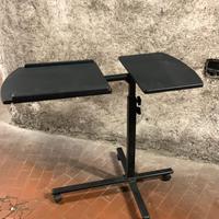 Tavolino per PC regolabile