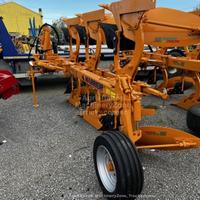 Aratro trivomere Moro Aratri TRV14A/16A/18A