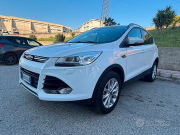 Ford Kuga 2.0 TDCI 150 CV S&S 4WD Titanium