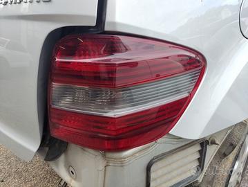 Fanale post dx MERCEDES-BENZ ML 320 2006