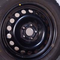 2 cerchioni Fiat R16 con gomme invern.