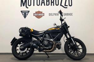 Ducati Scrambler full throttle
