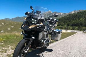 ACCETTO PERMUTA  SCOOTER BMW R 1250 GS Adventure