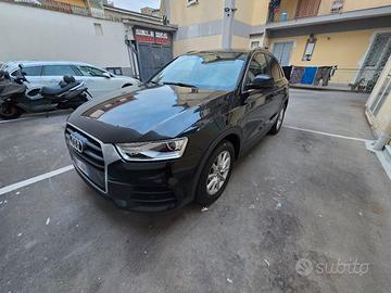 Audi Q3 2.0 150cv Business 