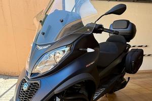 Piaggio Scooter 500 mptre