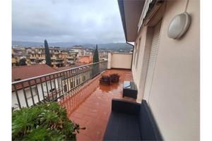 Appartamento di 110 m² con più di 5 locali a Monte
