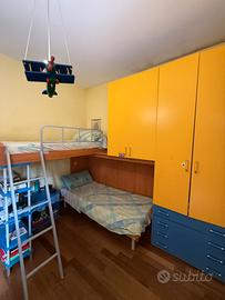 Cameretta completa con letto a castello
