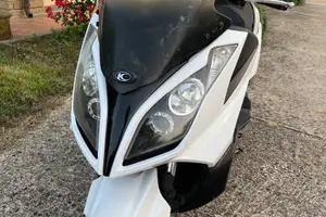 Kymco Downtown 300 i.e. abs