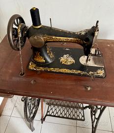 Macchina da Cucire The singer manufacturing co