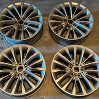 4 Cerchi Originali BMW + 4 Gomme Pirelli Sottozero