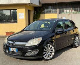 Opel Astra 1.7 CDTI 101CV 5 porte Cosmo