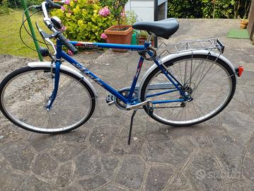 Bici da uomo Atala blu,usata poco+omaggi