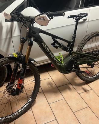 Rocky Mountain Altitude Powerplay C70 2022 -Tg M
