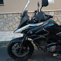 Suzuki V Strom 650 del 2017. Da vetrina