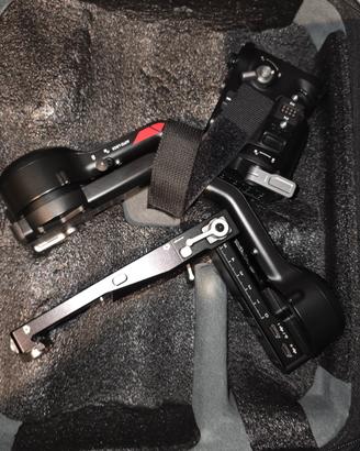 DJI RS 4 Combo  + 2 batterie + 2 moduli traking