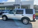 land-rover-discovery-3-2-7-tdv6-hse-7-posti-gancio