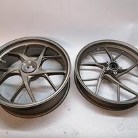 Coppia cerchi originali per Multistrada 1260S