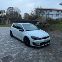 Wolkswagen GOLF GTI serie 7 STAGE 1