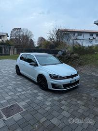 Wolkswagen GOLF GTI serie 7 STAGE 1