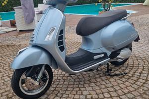 Vespa gts 300