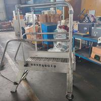 SCALA MOBILE IN ALLUMINIO CON RUOTE