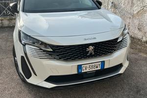 Peugeot 3008 HYbrid4