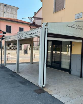 Pergotenda Gibus esterna da giardino.