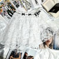 Gonna bianca in pizzo e semplice