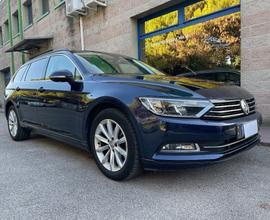 VOLKSWAGEN Passat 1.6 TDI 120CV DSG NAVIGATORE T