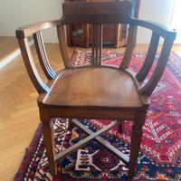 Sedia girevole antica