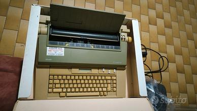 Macchina da scrivere olivetti et compact 60