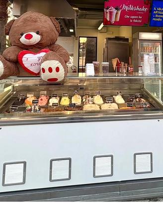 Vetrina gelati 24 gusti