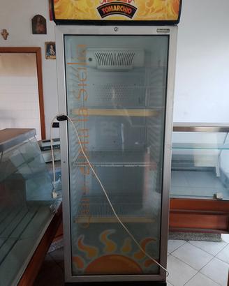 Frigo vetrina verticale tomarchio per bibite