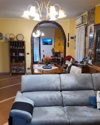 Appartamento con terreno