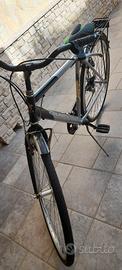bici da uomo 28 nuova