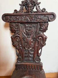 Sedie noce intarsiate XIII secolo