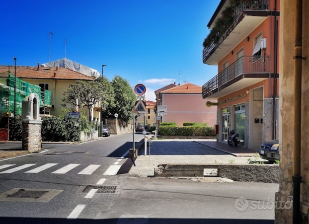 Vendita mansarda in centro a Villanova d'Albenga