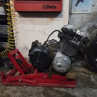 Honda CB 900 F bol d'or motore 