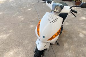 Scooter Zip Piaggio 50 2T