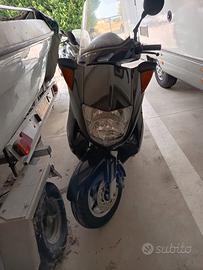 SCOOTER HONDA 250