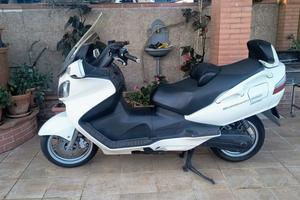 Suzuki Burgman 650 Executive
