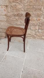 Sedie antiche Thonet.