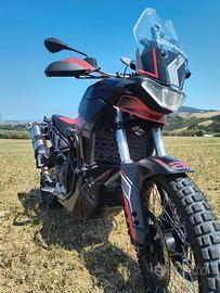 Aprilia tuareg 660
